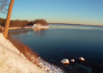 2025-02-08 South Shore Snow, photographed by Dan Webster from his Shore Road home as a new day dawns in Bayside, ME. #dawn #newdaydawns #sunrise #snowysunrise #penobscotbay #baysidemaine
